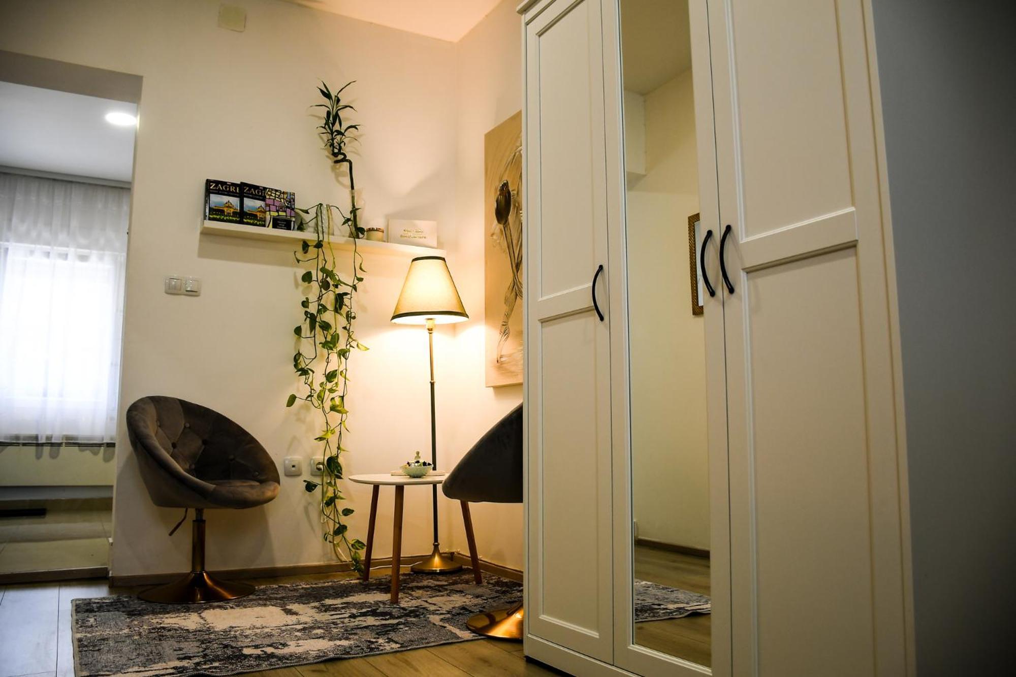Apartments Experience ซาเกร็บ ภายนอก รูปภาพ