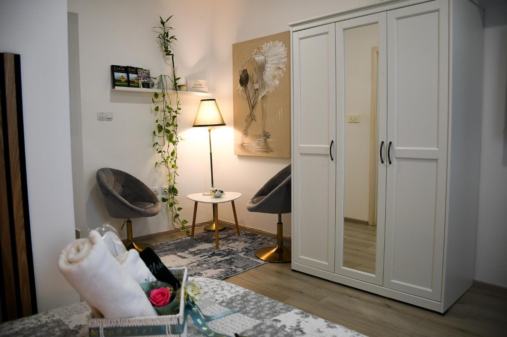 Apartments Experience ซาเกร็บ ภายนอก รูปภาพ